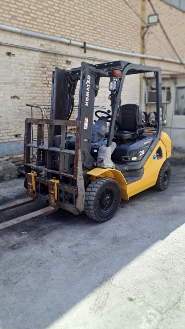 عکس لیفتراک دوگانه سوز کوماتسو
