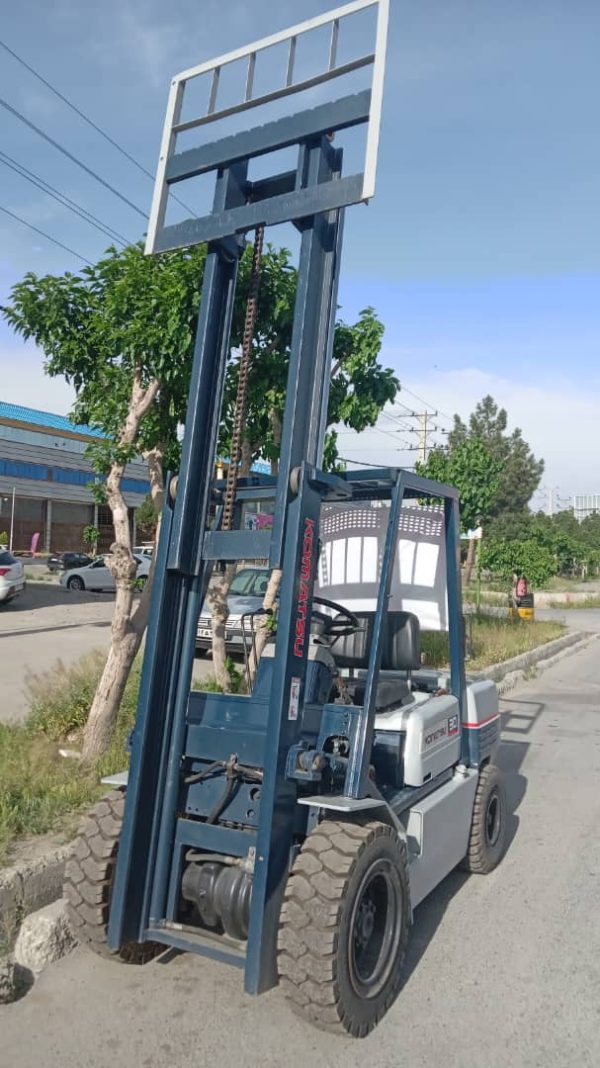 عکس لیفتراک کوماتسو
