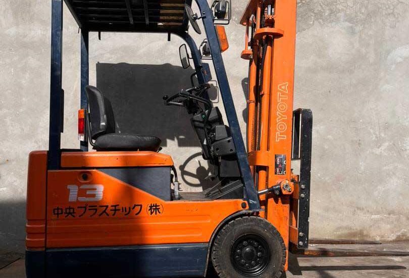 لیفتراک برقی 1.3تن تویوتا